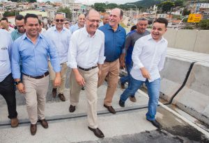 Entrega do Viaduto Ameríndia (trecho Itapevi/Jandira do Corredor Itapevi/São Paulo) e trecho de viário, em Jandira