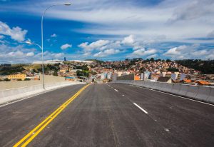 Entrega do Viaduto Ameríndia (trecho Itapevi/Jandira do Corredor Itapevi/São Paulo) e trecho de viário, em Jandira