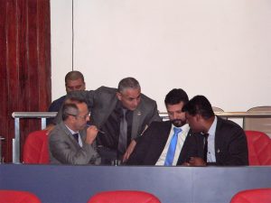 Dr. Castor, Pedinha, Fernando Jão e Professor Osmar durante sessão da câmara de Cotia