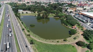 fotografia aérea do Parque dos Paturis em Carapicuíba