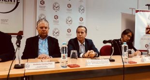 o deputado estadual Marcio Camargo fala durante o Ciclo de Debates – Empreendedorismo na Associação Comercial de São Paulo