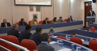 vereadores de Cotia reunidos para sessão da Câmara