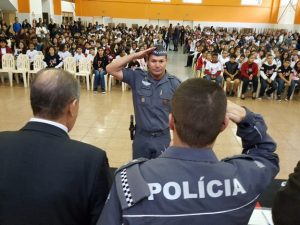 formatura do Proerd em Cotia