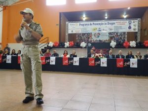 formatura do Proerd em Cotia