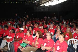 participantes da 2ª Campanha Municipal Contra as Drogas em  Vargem Grande Paulista reunidos em auditório