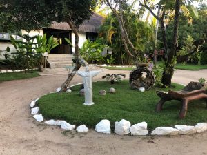 pequeno jardim da Victor Hugo Pousada e Restaurante