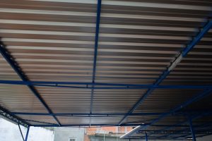 teto recém-reformado da escola ciranda da criança