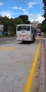 ônibus estacionando em novo bolsão em são roque