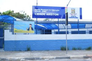 fachada da Emei Cidade Ariston reformada