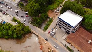 vista aérea das obras de canalização do córrego cadaval
