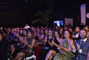 convidados durante o evento