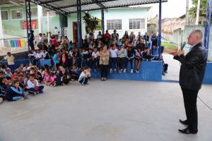pfefeito josué ramos discursa para alunos