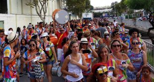 bloco Haja Fígado desfilando no carnaval de são roque 2019