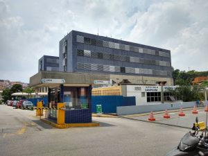 fachada do Hospital Geral de Carapicuíba