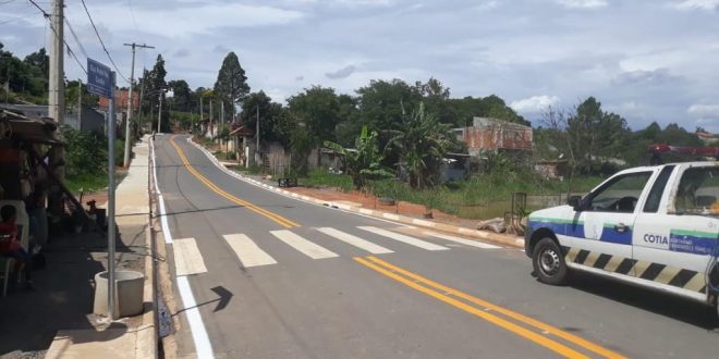 rua joaquim nabuco com sinalização recém pintada