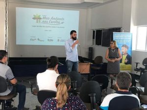 professores acompanham capacitação