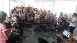 professores acompanham capacitação
