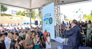 Solenidade cívica marca início das comemorações dos 170 anos de Cotia