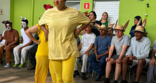 Inclusão em cena: Apae de Cotia apresenta ‘Os Saltimbancos’ no Teatro Municipal”