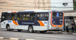 Prefeitura de Cotia notifica empresa de ônibus por cobrança indevida de tarifa