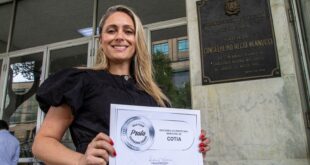 Cotia recebe Selo Prata de Ouvidoria Cidadã do Tribunal de Contas